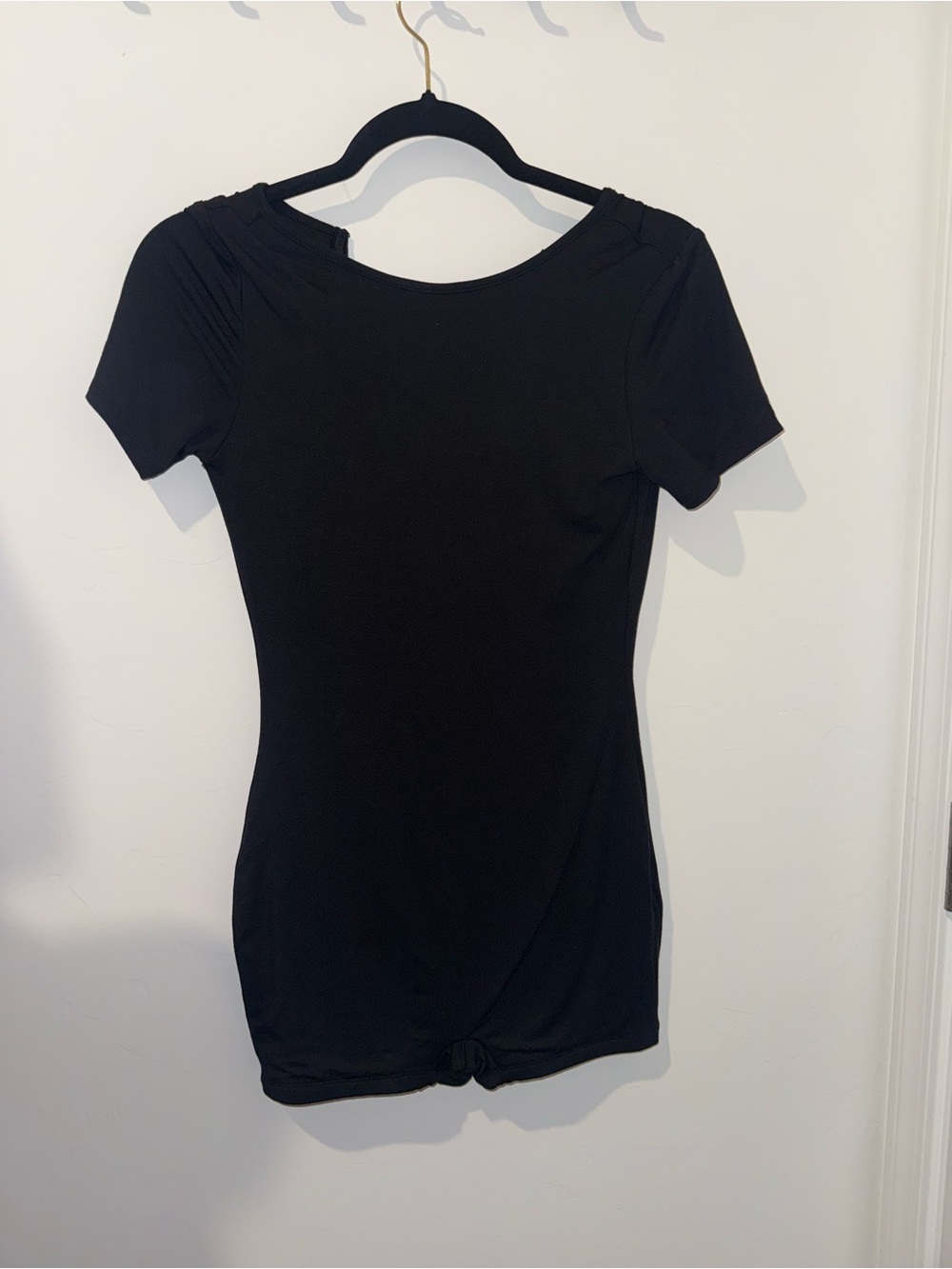 Fashion Nova Black Short Sleeve Knot Front Top